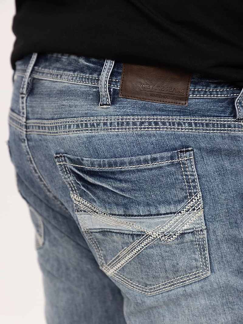 Men's Medium Wash Slim Straight Jeans