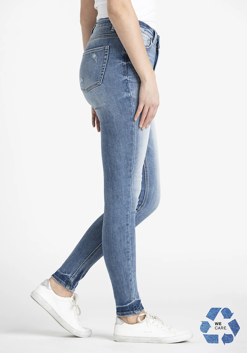 Women's Light Wash High Rise Skinny Jeans