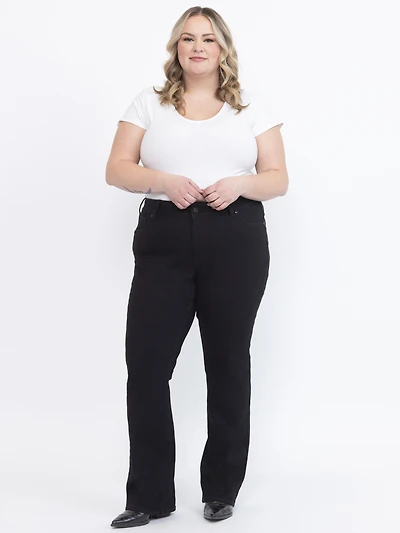 Women's Plus Embellished Back Pocket Black Baby Boot Jeans