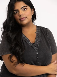 Women's Washed Rib Henley Tee