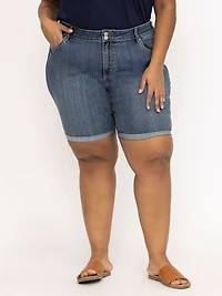 Women's Plus 2 Button Medium Dark Wash Mid Rise Bermuda Short