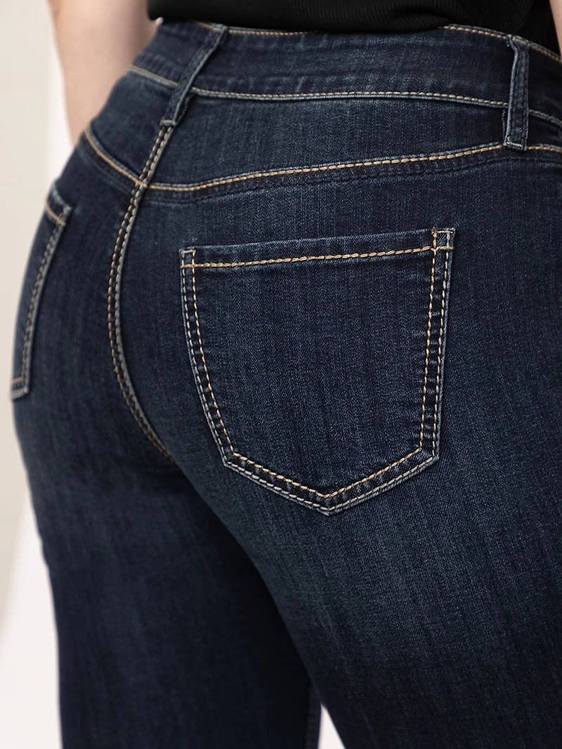 Women's Dark Wash Straight Leg Jeans