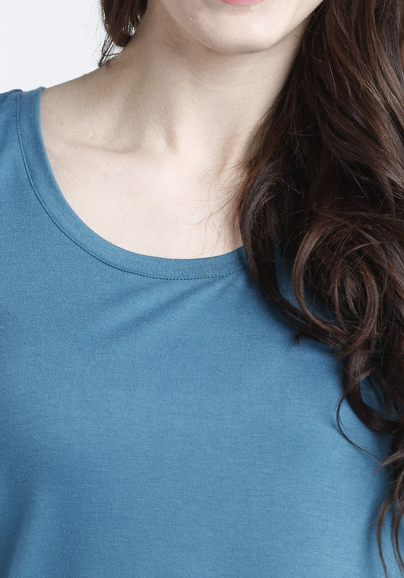 Women's Scoop Neck Tee