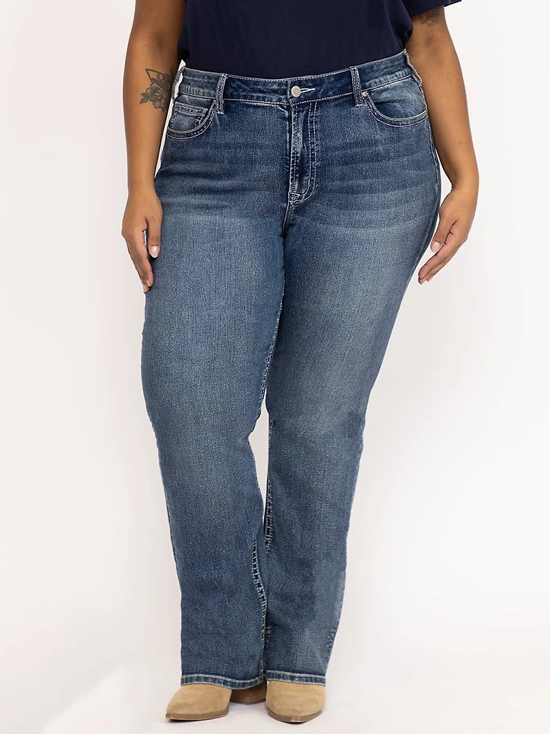 Women's Plus Medium Wash Straight Leg Jeans