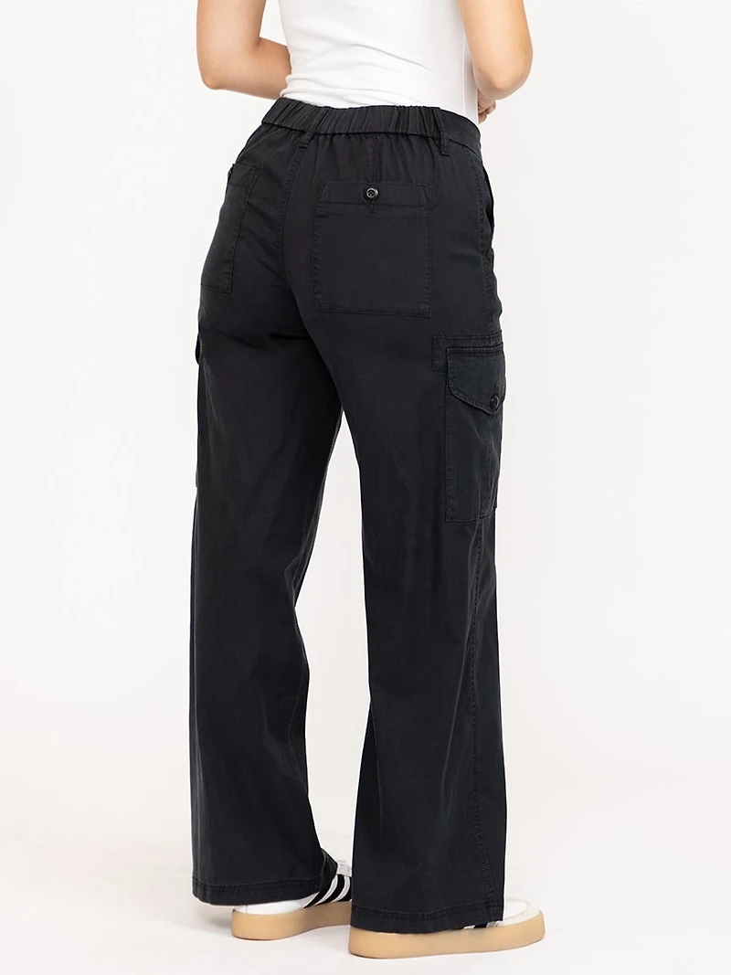 Women's Drapey Wide Leg Cargo Pant