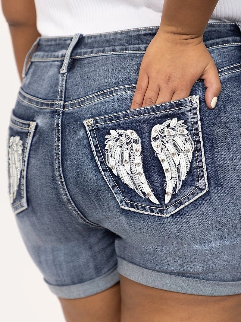 Women's Plus Medium Dark Wash Mid Rise Wing Embellished Cuffed Shortie