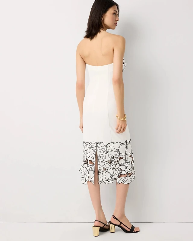 white house black market white strapless dress Cutwork Sheath The refined stretch crepe Black And White Dress x-styleCode:BMF084 Size:S / 4