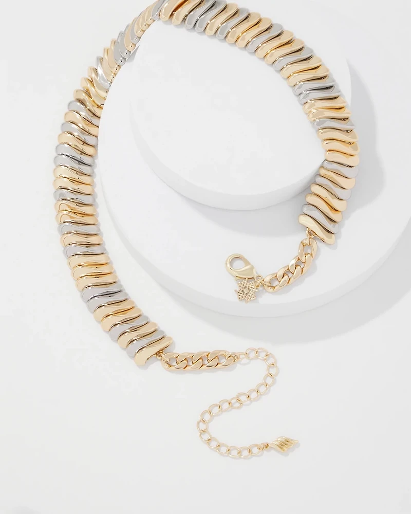 Sculptural Wave Short Necklace