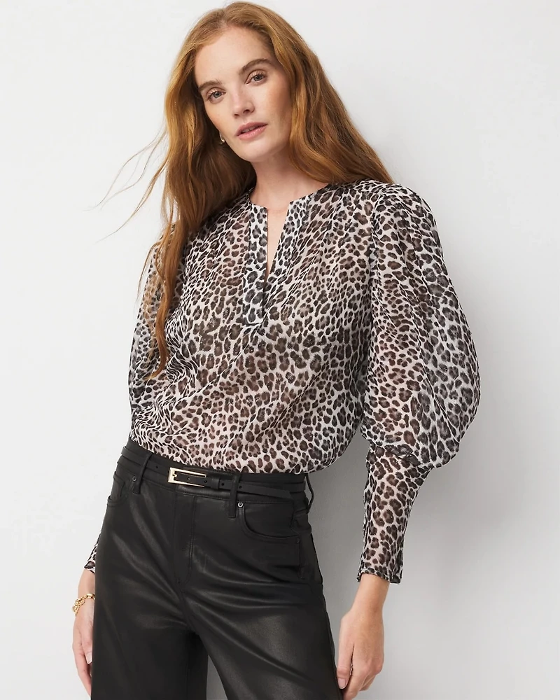 Leopard Jacquard Pleat Sleeve Blouse