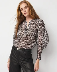 Leopard Jacquard Pleat Sleeve Blouse