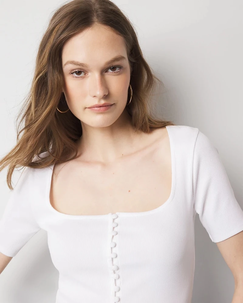 WHBM FORME™ Ribbed Stretch Button Tee