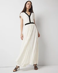 Colorblocked Pleated Maxi Dress