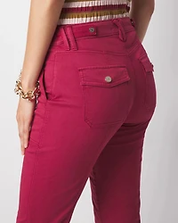 Mid-Rise Pret-A-Pedi Straight Crop Pants