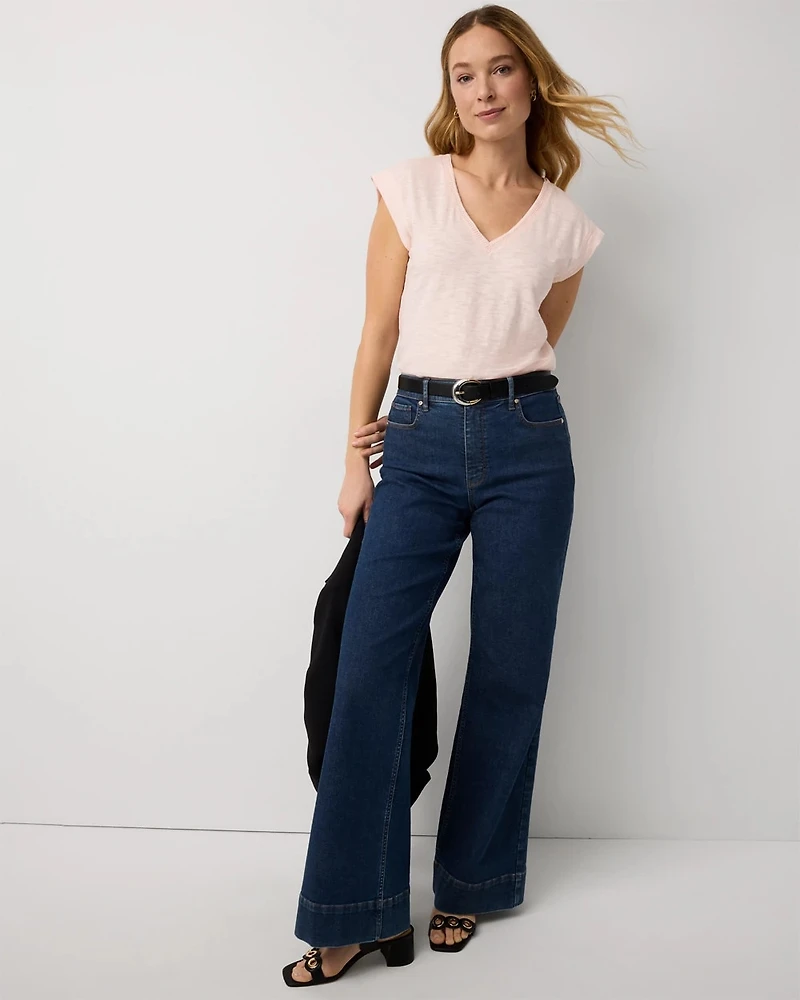 Crochet Detail V-neck Tee