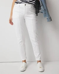 Mid-Rise Double Pocket Girlfriend Jean