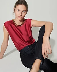 Satin Top with Tortoise Chain Necklace