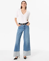 Puff Sleeve V-neck Tee