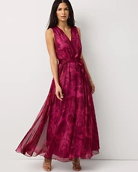 V-neck Maxi Dress