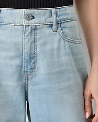 Mid Rise Wide Leg Featherweight Jean