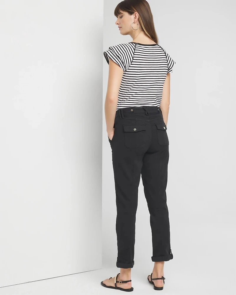 Mid-Rise Pret-A-Pedi Straight Crop Pants