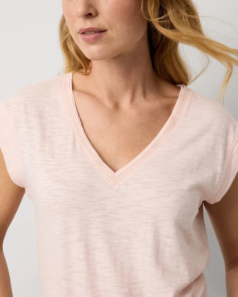 Crochet Detail V-neck Tee