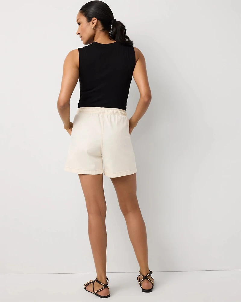 Drawstring High Rise Pull-On Short
