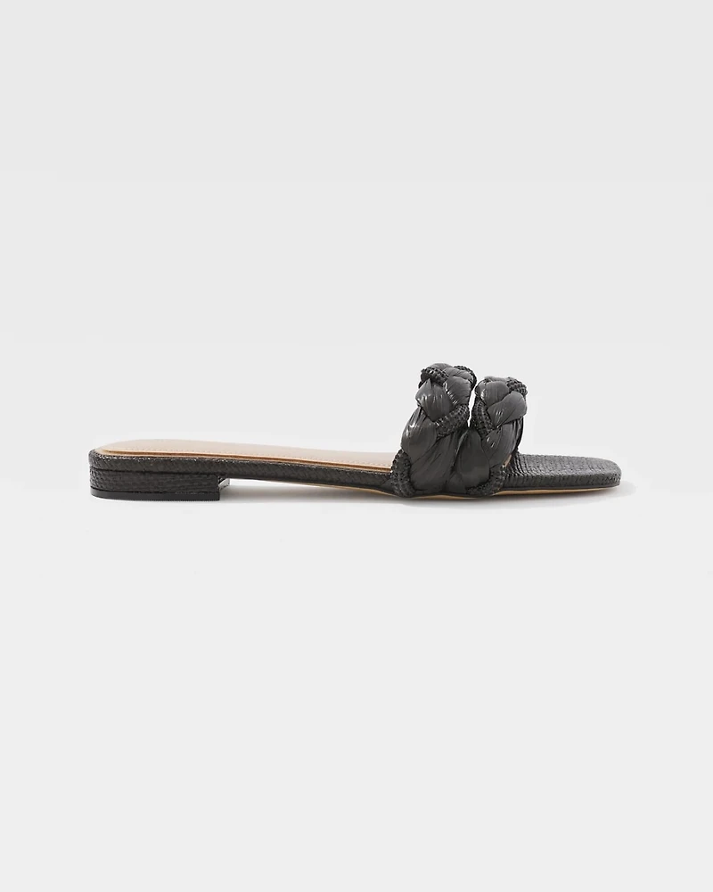 Braided Raffia Flat