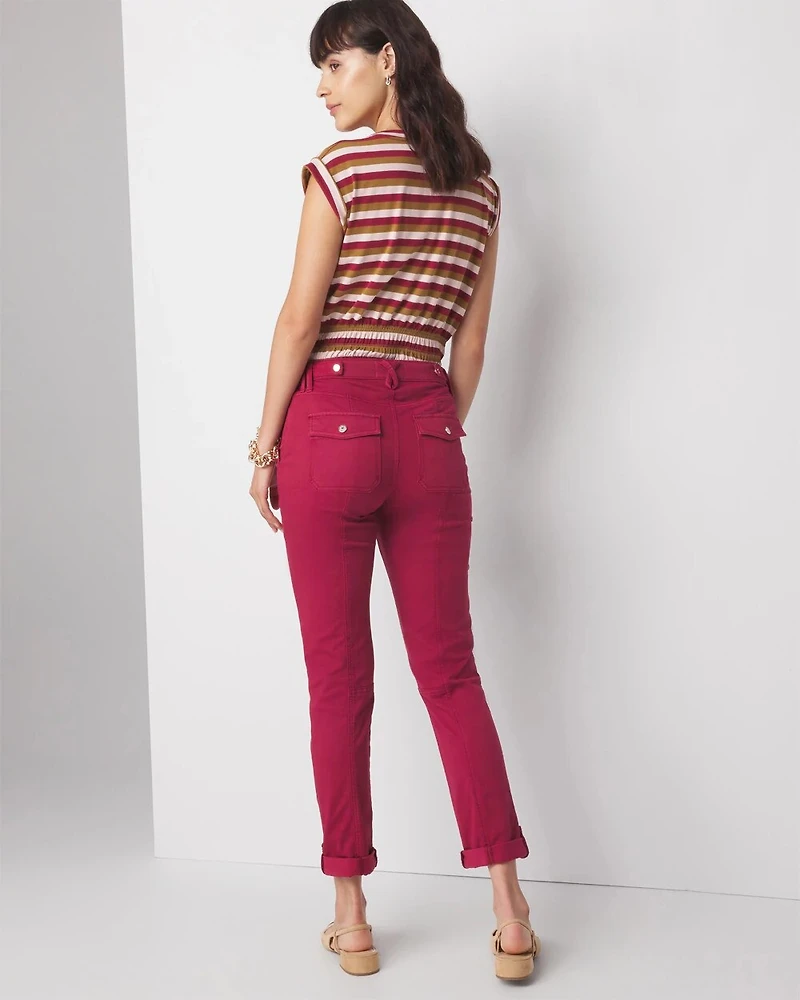 Mid-Rise Pret-A-Pedi Straight Crop Pants