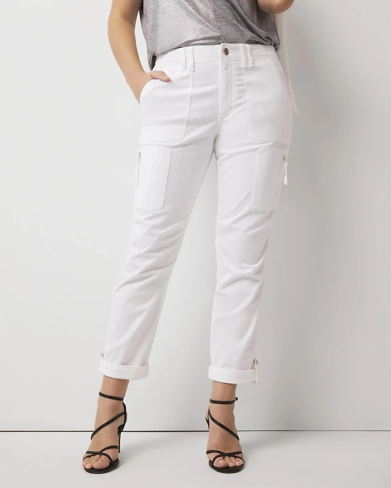 Mid-Rise Pret-A-Pedi Straight Cropped Pants