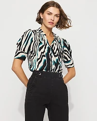 Elbow Sleeve Y-Neck Shirt