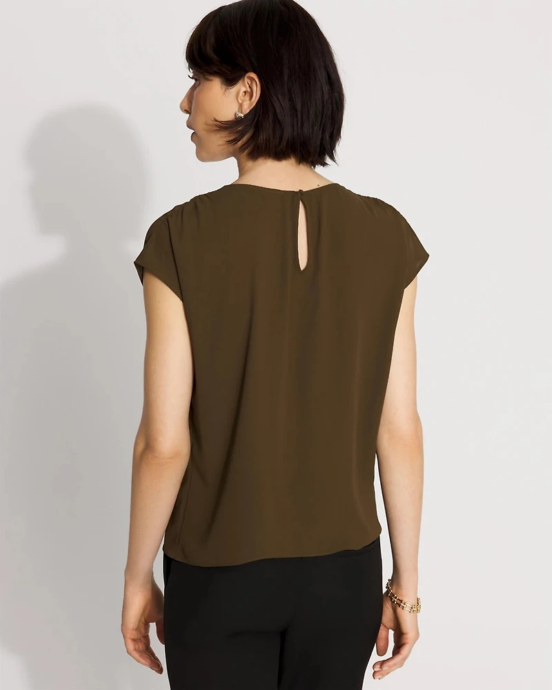 Twist-Neck Keyhole Shell