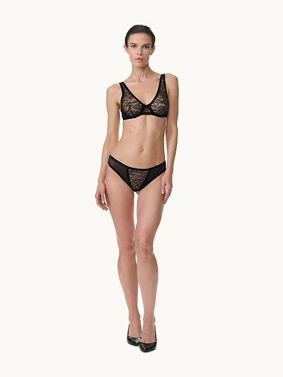 Bonded to Leavers Bra