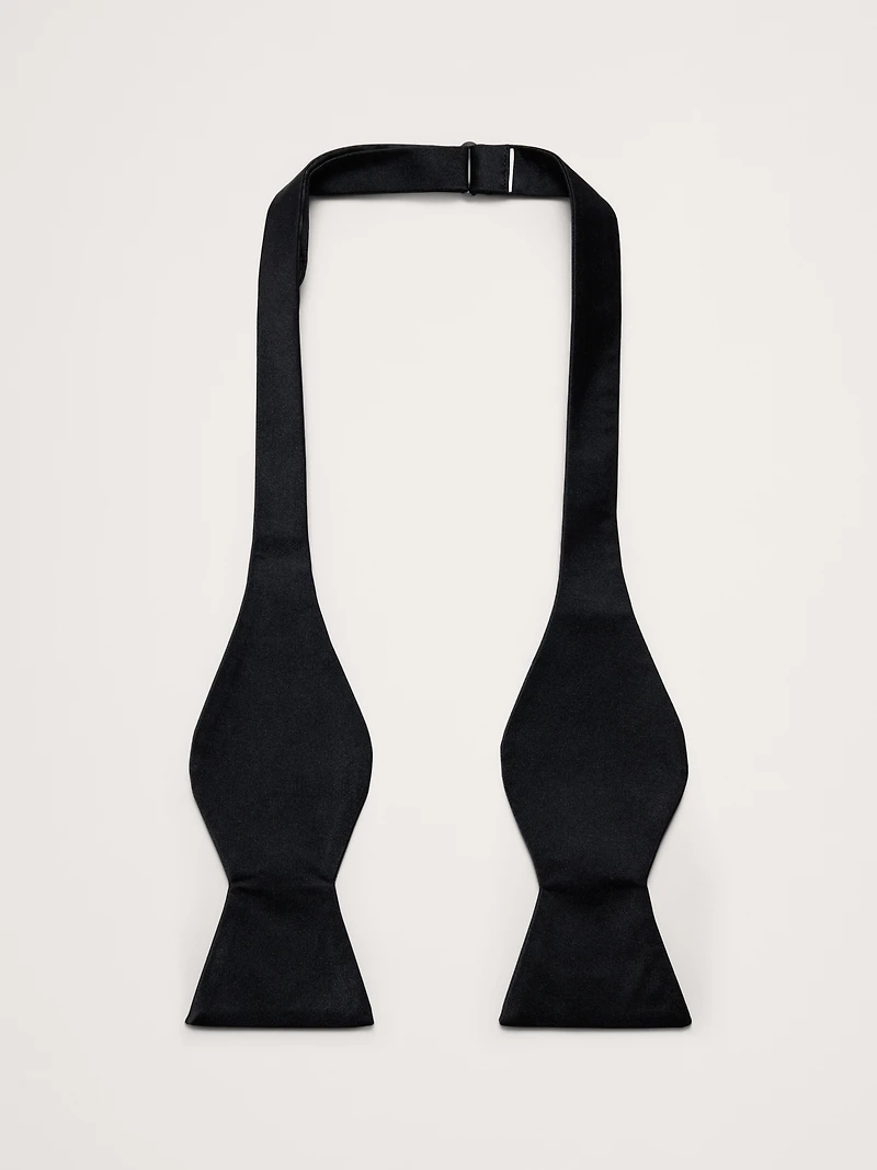 Signature Silk Bow Tie