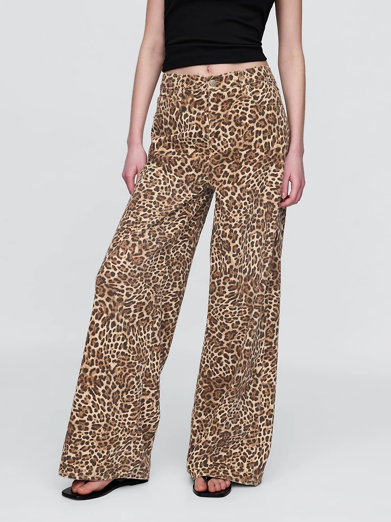 Mid Rise UltraSoft Leopard Baggy Jeans