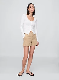 4" Downtown Khaki Shorts