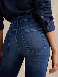 Mid-Rise Flare Jean
