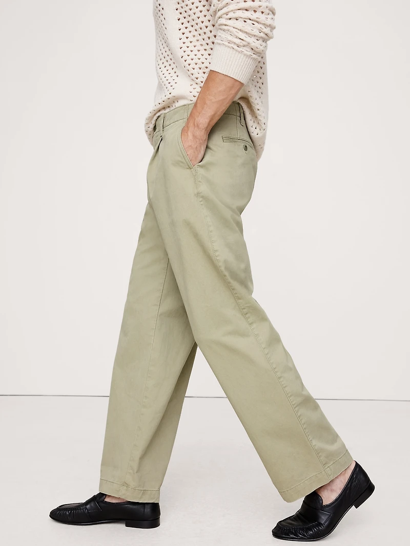 Loose Pleated Chino