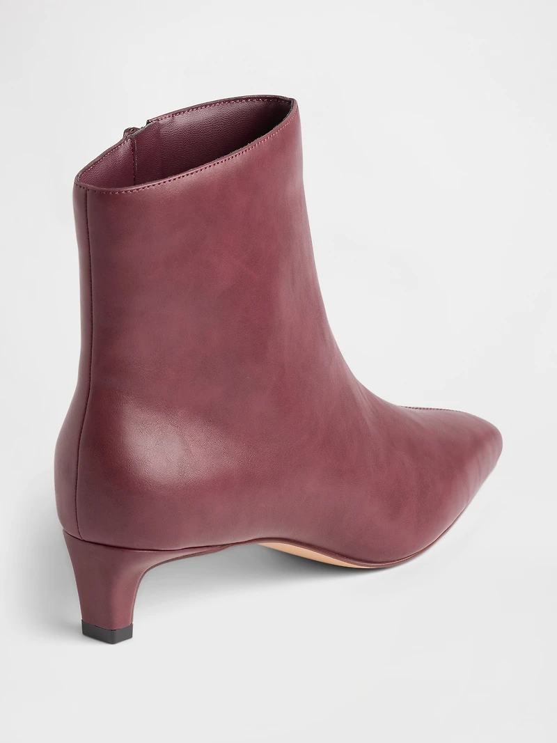 Kitten Heel Pointy Boots