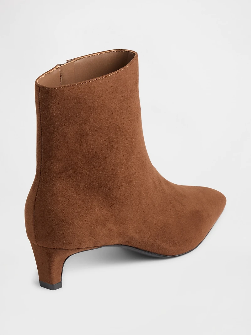 Kitten Heel Pointy Boots