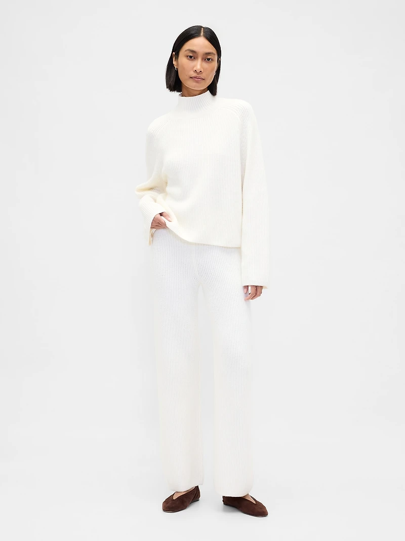 CashSoft Shaker-Stitch Turtleneck Sweater