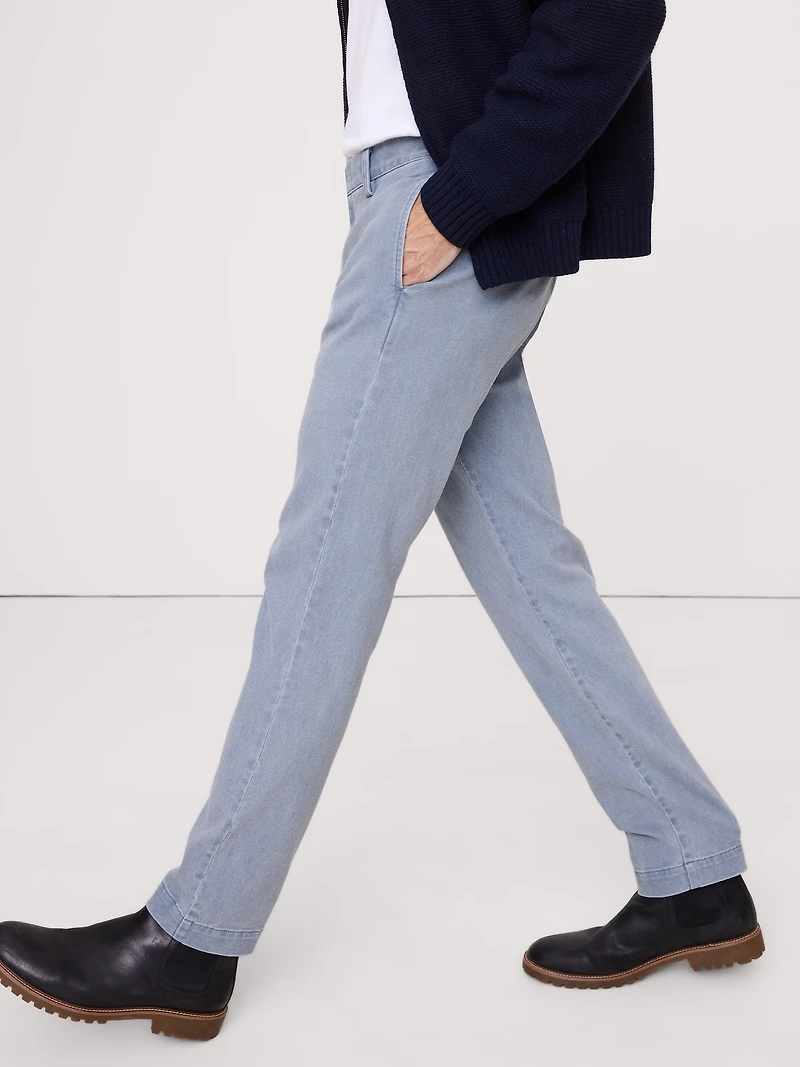 Slim Brushed Traveler Chino