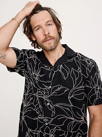 Standard-Fit Embroidered Linen Resort Shirt