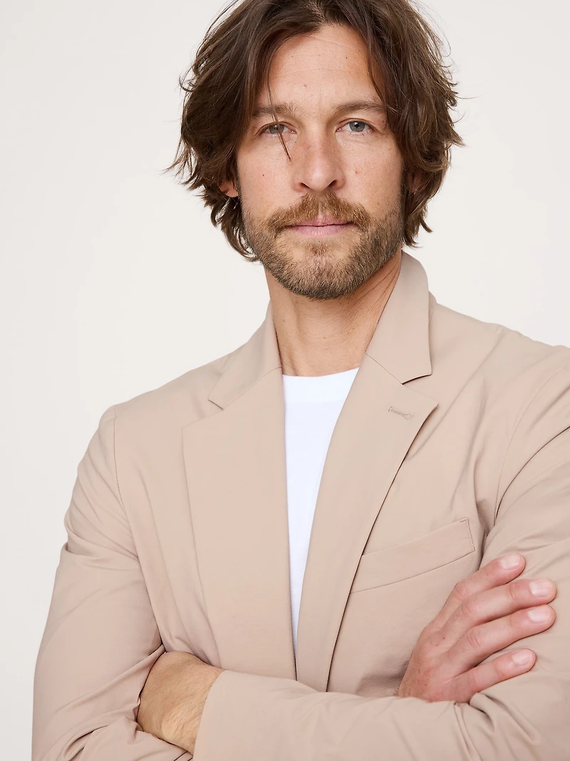 Tailored Slim-Fit Performance Suit Jacket