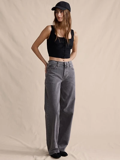 Mid-Rise 90s Jean