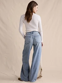 Mid-Rise Baggy-Straight Lightweight Jean