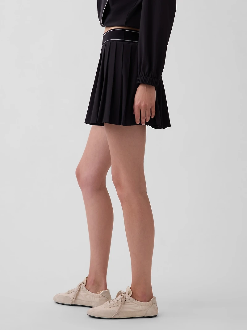 GapFit Tech Pleated Exercise Skort