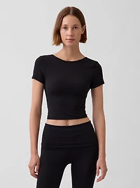 GapFit Smooth Reversible Wrap Crop Top