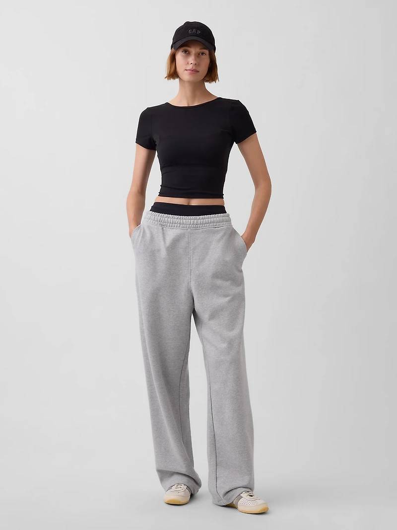 GapFit Smooth Reversible Wrap Crop Top