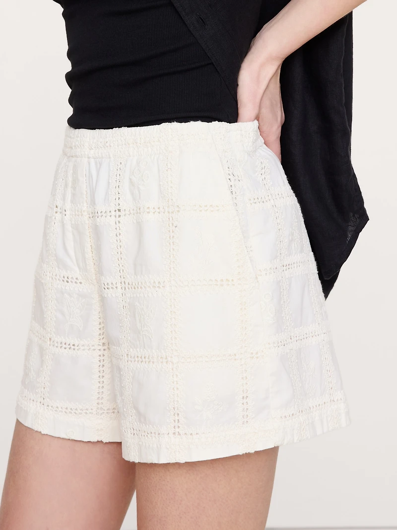 Embroidered Cotton 4" Pull-On Short