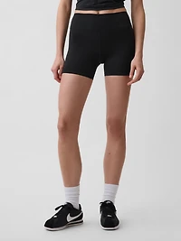 4" GapFit Smooth Bike Shorts